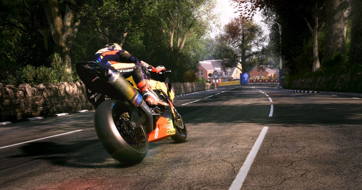 TT Isle of Man Ride on the Edge 3