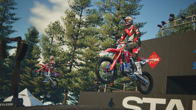 Monster Energy Supercross 25 The Official Video Game — скриншот 3