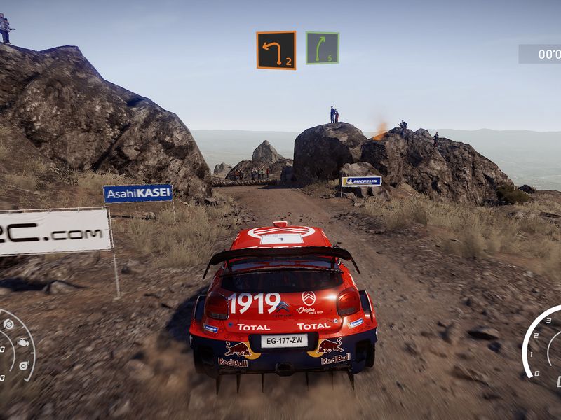 WRC 8 FIA World Rally Championship — скриншот 2