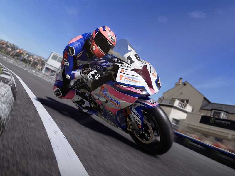 TT Isle of Man Ride on the Edge 2 — скриншот 3