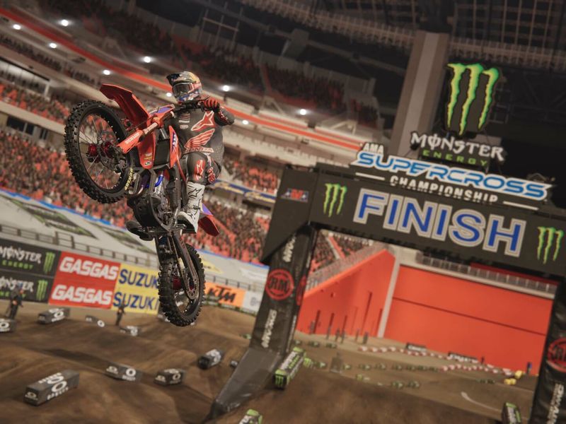 Monster Energy Supercross 25 The Official Video Game — скриншот 1